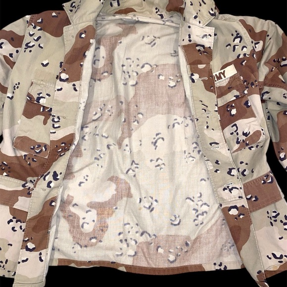 COPY - US Army Camouflage Jacket - Authentic Military Issued See Photo For Meas… - Picture 8 of 10